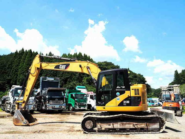 CATユンボ（バックホー）[写真05]