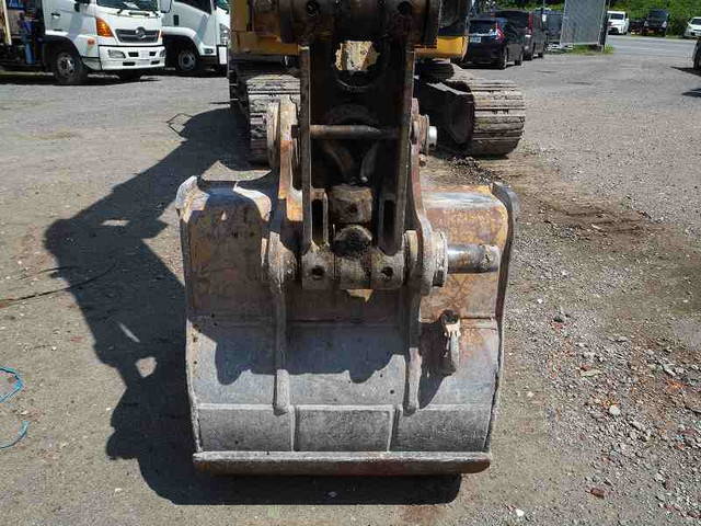 CATユンボ（バックホー）[写真09]