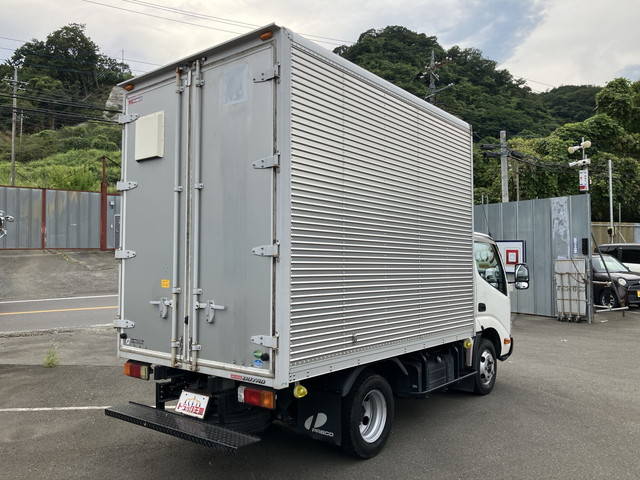 日野デュトロアルミバン小型（2t・3t）[写真02]