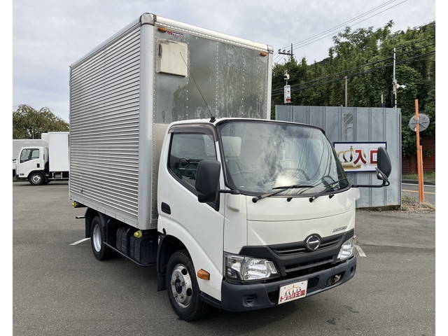 日野デュトロアルミバン小型（2t・3t）[写真03]