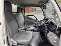 日野デュトロアルミバン小型（2t・3t）[写真32]