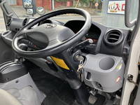 日野デュトロアルミバン小型（2t・3t）[写真33]