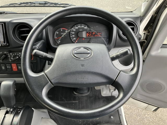 日野デュトロアルミバン小型（2t・3t）[写真34]