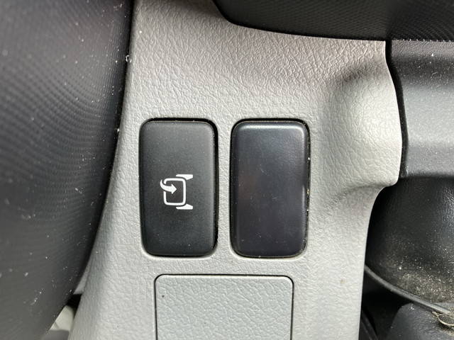 日野デュトロアルミバン小型（2t・3t）[写真37]