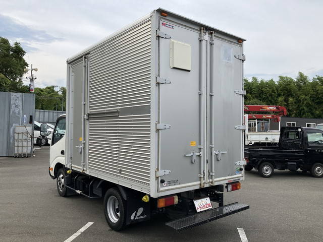 日野デュトロアルミバン小型（2t・3t）[写真04]