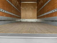 いすゞエルフアルミバン小型（2t・3t）[写真11]