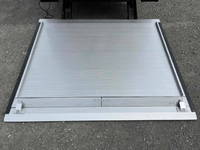 いすゞエルフアルミバン小型（2t・3t）[写真20]