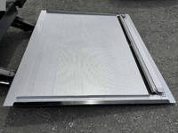 いすゞエルフアルミバン小型（2t・3t）[写真22]