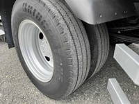 いすゞエルフアルミバン小型（2t・3t）[写真30]