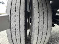 いすゞエルフアルミバン小型（2t・3t）[写真31]