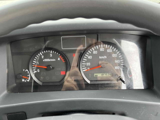 いすゞエルフアルミバン小型（2t・3t）[写真35]