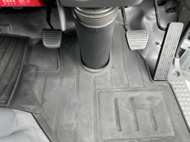 いすゞエルフアルミバン小型（2t・3t）[写真37]