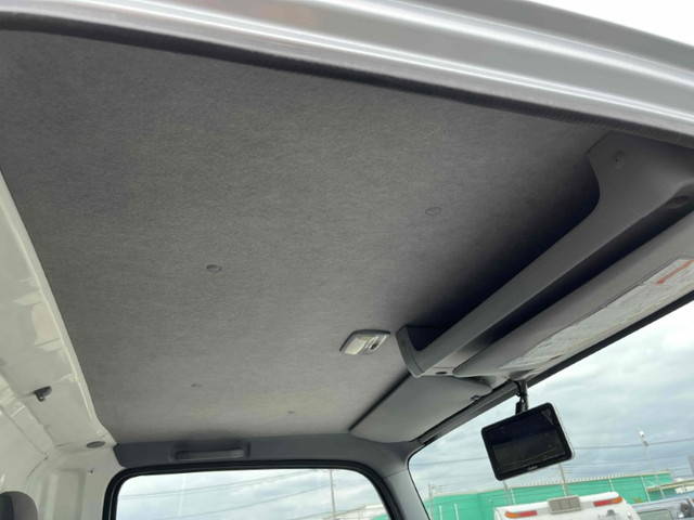 いすゞエルフアルミバン小型（2t・3t）[写真38]