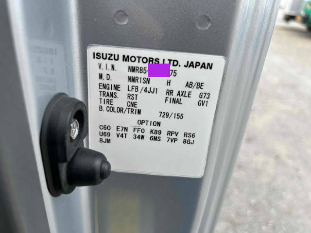 いすゞエルフアルミバン小型（2t・3t）[写真40]