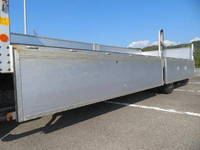 三菱ふそうファイターアルミブロック中型（4t）[写真25]