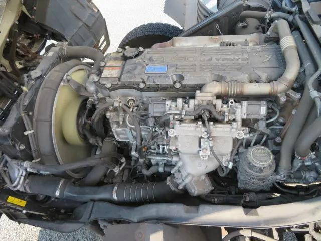 三菱ふそうファイターアルミブロック中型（4t）[写真29]