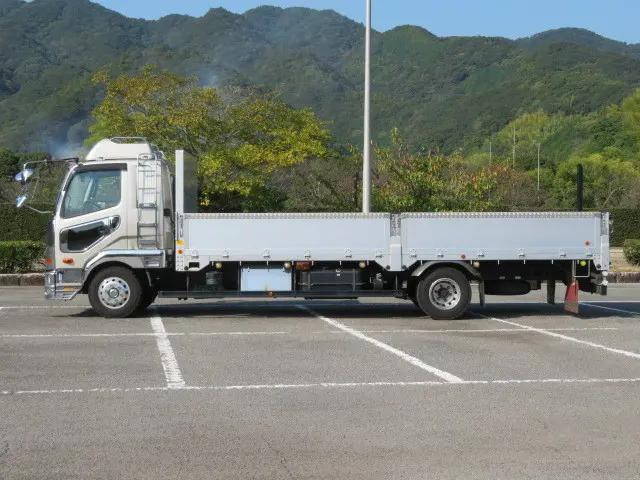 三菱ふそうファイターアルミブロック中型（4t）[写真03]