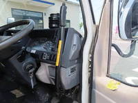 いすゞエルフ穴掘建柱車小型（2t・3t）[写真15]