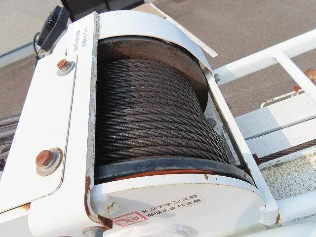 いすゞエルフ穴掘建柱車小型（2t・3t）[写真16]