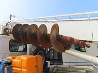 いすゞエルフ穴掘建柱車小型（2t・3t）[写真18]