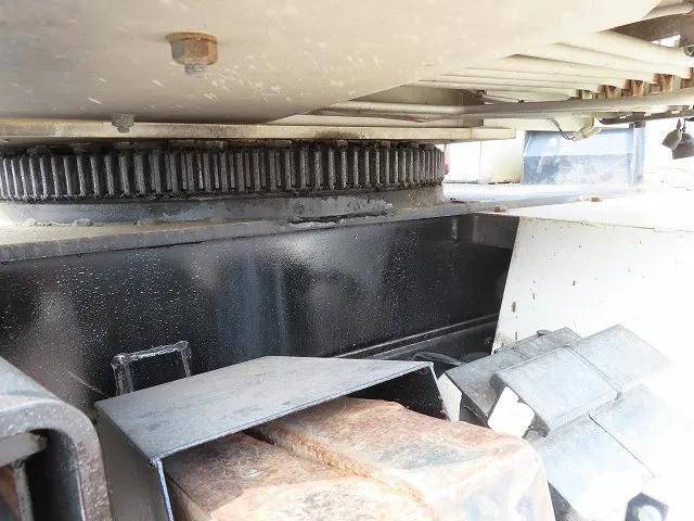 いすゞエルフ穴掘建柱車小型（2t・3t）[写真37]