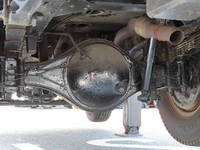 いすゞエルフ穴掘建柱車小型（2t・3t）[写真39]