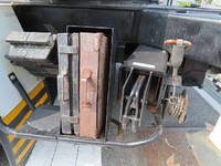 いすゞエルフ穴掘建柱車小型（2t・3t）[写真41]