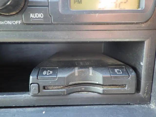 日野デュトロ平ボディ小型（2t・3t）[写真13]