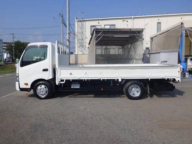日野デュトロ平ボディ小型（2t・3t）[写真03]