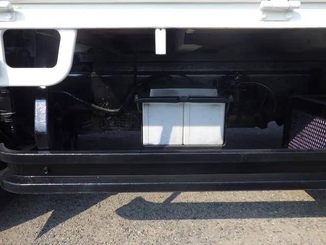 日野デュトロ平ボディ小型（2t・3t）[写真30]