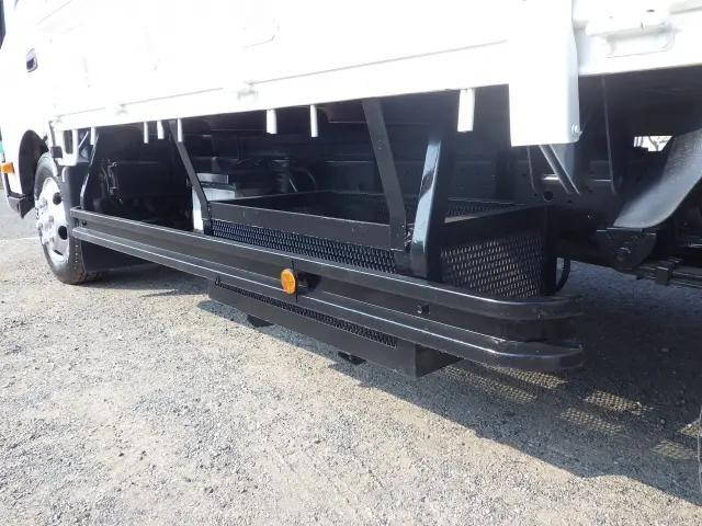 日野デュトロ平ボディ小型（2t・3t）[写真32]