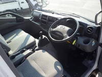 日野デュトロ平ボディ小型（2t・3t）[写真10]