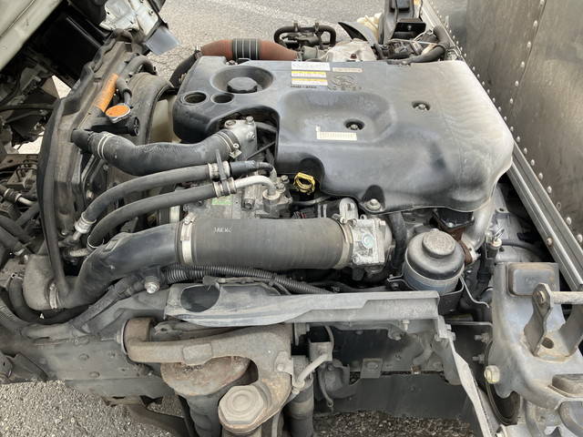 いすゞエルフアルミバン小型（2t・3t）[写真28]