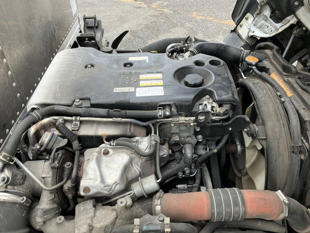 いすゞエルフアルミバン小型（2t・3t）[写真29]