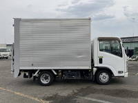 いすゞエルフアルミバン小型（2t・3t）[写真07]