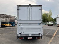 いすゞエルフアルミバン小型（2t・3t）[写真09]