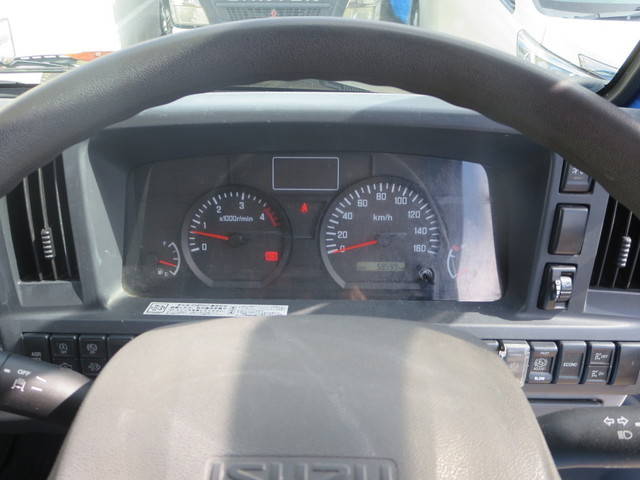 いすゞエルフクレーン付小型（2t・3t）[写真20]