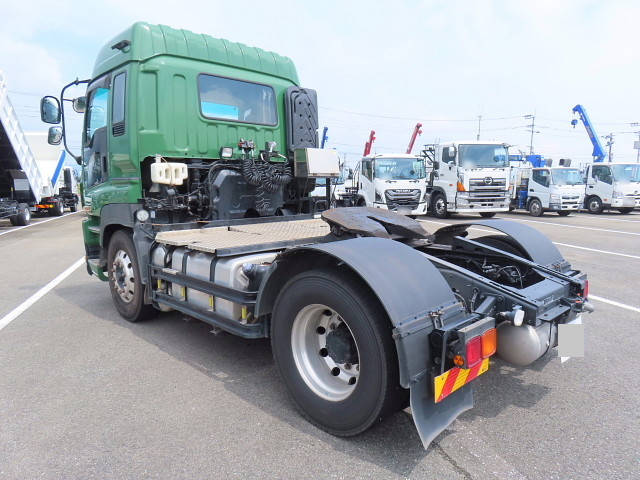 いすゞギガトレーラーヘッド（トラクターヘッド）大型（10t）[写真04]