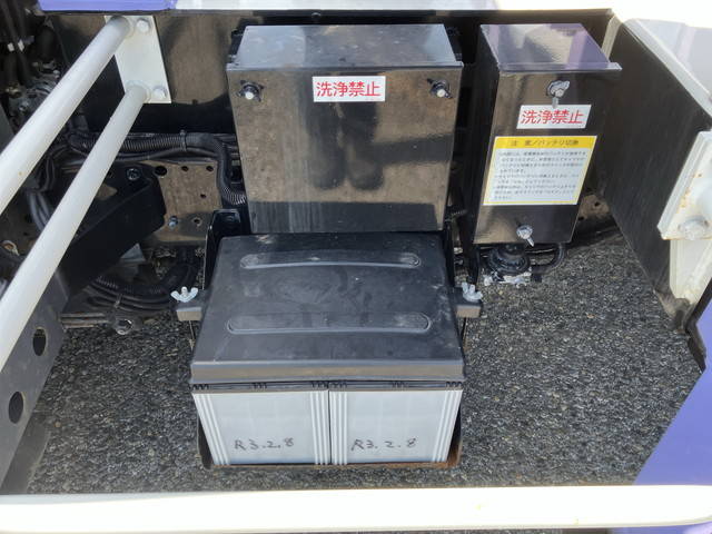 いすゞエルフその他の形状小型（2t・3t）[写真29]