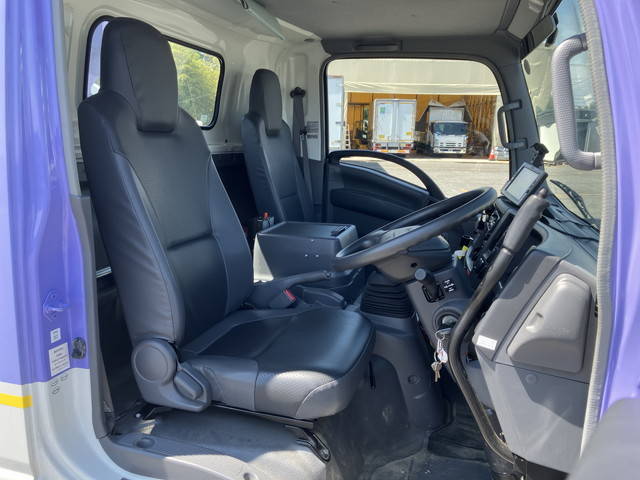 いすゞエルフその他の形状小型（2t・3t）[写真35]