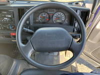 いすゞエルフその他の形状小型（2t・3t）[写真38]