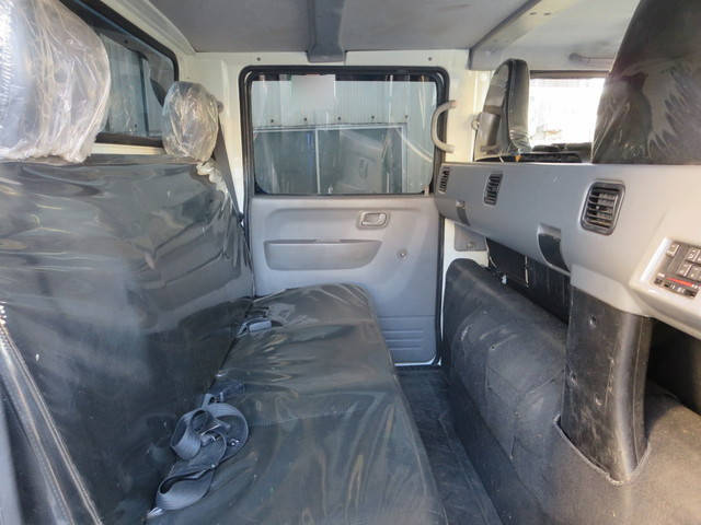 三菱その他の車種ダブルキャブ（Wキャブ）小型（2t・3t）[写真32]