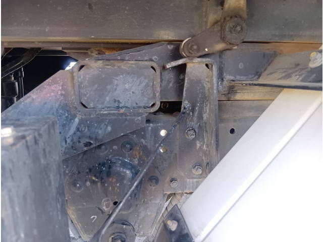 いすゞエルフローダーダンプ小型（2t・3t）[写真19]