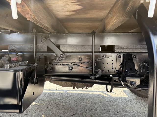 マツダタイタンクレーン3段小型（2t・3t）[写真06]