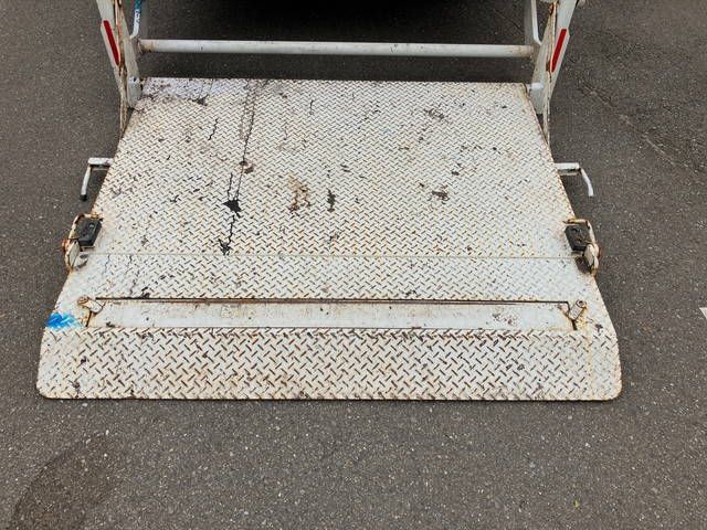 いすゞエルフダブルキャブ（Wキャブ）小型（2t・3t）[写真13]