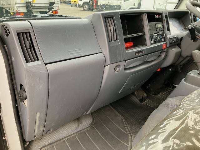 いすゞエルフダブルキャブ（Wキャブ）小型（2t・3t）[写真28]