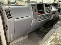 いすゞエルフダブルキャブ（Wキャブ）小型（2t・3t）[写真29]