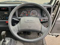 いすゞエルフダブルキャブ（Wキャブ）小型（2t・3t）[写真37]