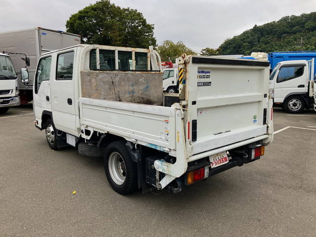 いすゞエルフダブルキャブ（Wキャブ）小型（2t・3t）[写真04]