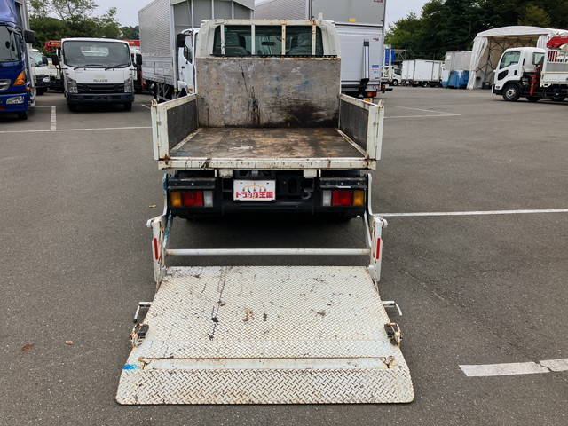 いすゞエルフダブルキャブ（Wキャブ）小型（2t・3t）[写真09]